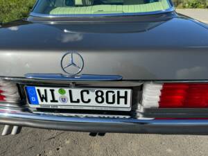 Bild 142/200 von Mercedes-Benz 380 SLC (1980)