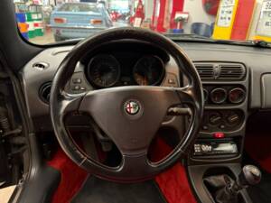 Immagine 8/17 di Alfa Romeo GTV 3.0 V6 24V (1998)