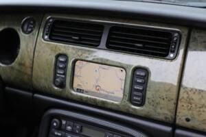 Immagine 14/45 di Jaguar XKR (2001)