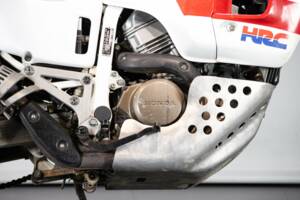 Bild 33/50 von Honda DUMMY (1989)