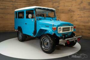 Image 4/19 of Toyota Land Cruiser HJ 47 (1982)