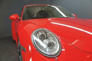 Image 44/50 of Porsche 911 Carrera 4S (2011)