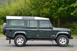 Afbeelding 6/50 van Land Rover Defender 110 Td5 (2000)