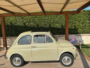 Image 4/23 of FIAT 500 F (1967)