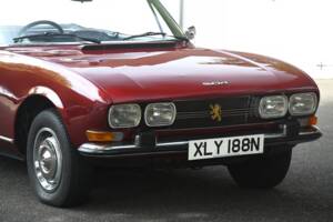 Image 14/26 of Peugeot 504 Convertible (1974)