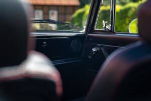Image 35/40 of Alfa Romeo 2.0 Spider (1987)