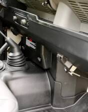 Image 81/96 of Land Rover Defender 90 (1995)