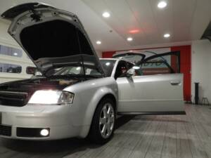 Image 11/15 of Audi S6 Avant (2000)