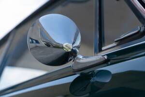 Image 14/83 of Alfa Romeo Giulia GT 1300 Junior (1968)