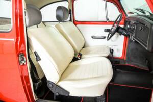 Image 16/50 of Volkswagen Beetle 1200 "Jeans Bug" (1983)