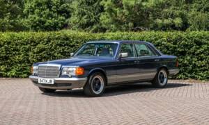 Immagine 1/44 di Mercedes-Benz 500 SE (1985)