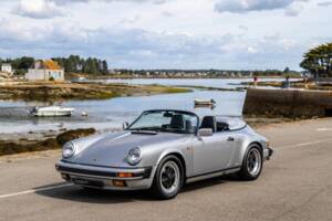 Image 29/132 of Porsche 911 Speedster 3.2 (1989)