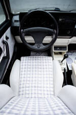 Imagen 21/39 de Volkswagen Golf Mk I Convertible 1.8 (1994)