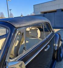 Bild 15/35 von Volkswagen Käfer 1303 LS (1975)