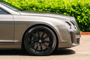 Immagine 19/50 di Bentley Continental GTC (2010)