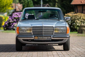 Image 5/38 of Mercedes-Benz 300 D (1981)
