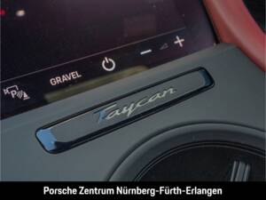 Obraz 46/49 pojazdu Porsche Taycan Turbo S Cross Turismo (2021)