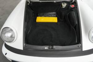 Bild 51/51 von Porsche 911 Carrera 3.2 (1986)