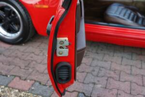 Image 35/50 de Porsche 924 S (1981)