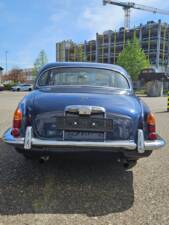 Image 6/18 of Jaguar S-Type 3.8 (1964)