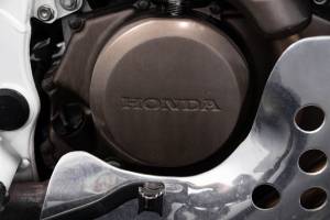 Bild 25/28 von Honda DUMMY (1989)