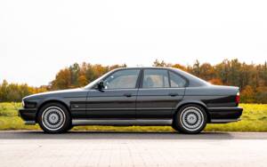 Bild 6/45 von BMW M5 (1992)