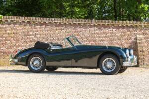 Afbeelding 40/50 van Jaguar XK 140 SE DHC (1957)