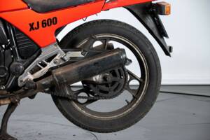 Image 15/50 of Yamaha XJ 600 (1984)