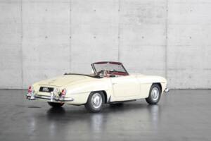 Image 7/50 de Mercedes-Benz 190 SL (1960)
