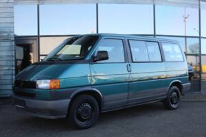 Imagen 5/8 de Volkswagen T4 Multivan 2.5 (1995)