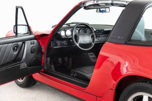 Afbeelding 30/48 van Porsche 911 Carrera 2 (1990)