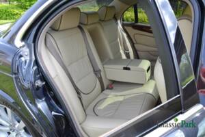 Immagine 25/50 di Jaguar XJ 2.7 D (2008)