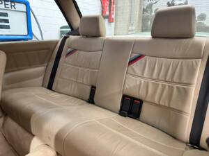 Bild 13/19 von BMW 316i (1985)