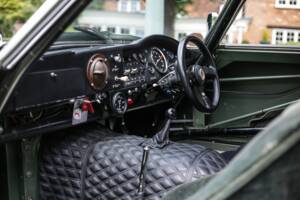Image 13/17 of Aston Martin DP 214 (1961)
