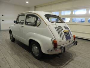 Image 3/15 de FIAT 600 D (1967)