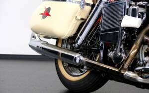 Image 22/75 of Harley-Davidson FL Panhead (1965)