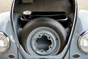 Image 8/50 de Volkswagen Käfer 1200 Standard "Ovali" (1955)