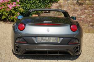 Bild 5/50 von Ferrari California (2010)