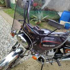 Immagine 7/12 di Moto Guzzi V35 C (1983)