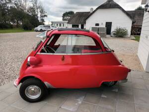 Image 4/7 of BMW Isetta 300 (1962)