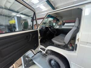 Bild 10/27 von Volkswagen T4 Kastenwagen 2.5 Syncro (1991)