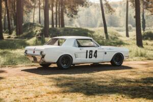 Image 5/19 of Ford Mustang Notchback (1965)