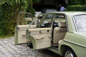 Bild 7/13 von Mercedes-Benz 230/4 (1976)