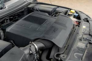 Immagine 3/50 di Land Rover Discovery V8 (2011)