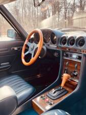 Image 17/22 of Mercedes-Benz 280 SL (1982)