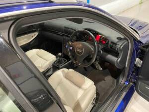 Imagen 9/19 de Audi RS4 Avant (2001)