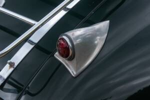 Image 32/46 of Jaguar XK 120 DHC (1954)