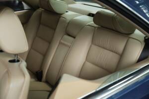 Image 15/39 of Mercedes-Benz 560 SEC (1990)