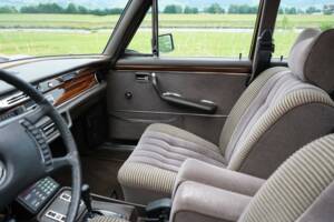 Afbeelding 42/89 van Mercedes-Benz 300 SEL 6.3 (1972)