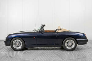 Bild 9/50 von MG RV8 (1993)